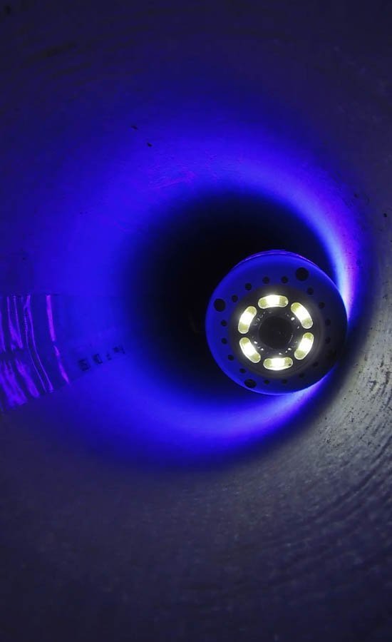 Rehabilitación de tuberías mediante manga de inversión con tecnología UV led